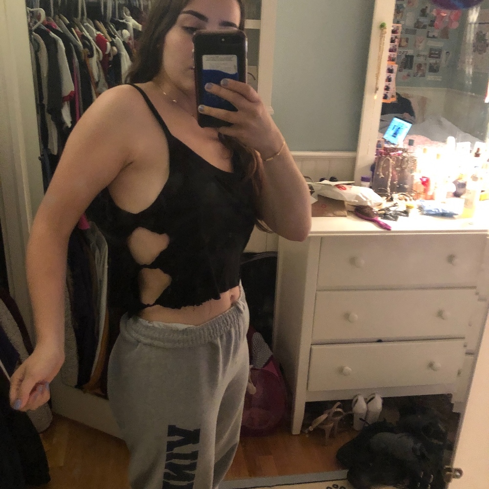 Crop Top - Picture 2 of 3